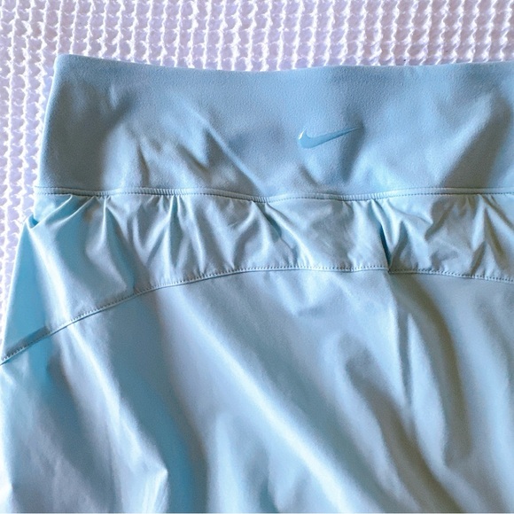 NWOT♥️NIKE BLISS SKORT SKIRT XS OCEAN AQUA BLUE WORKOUT GOLF TENNIS POCKETS RUN - Picture 4 of 6